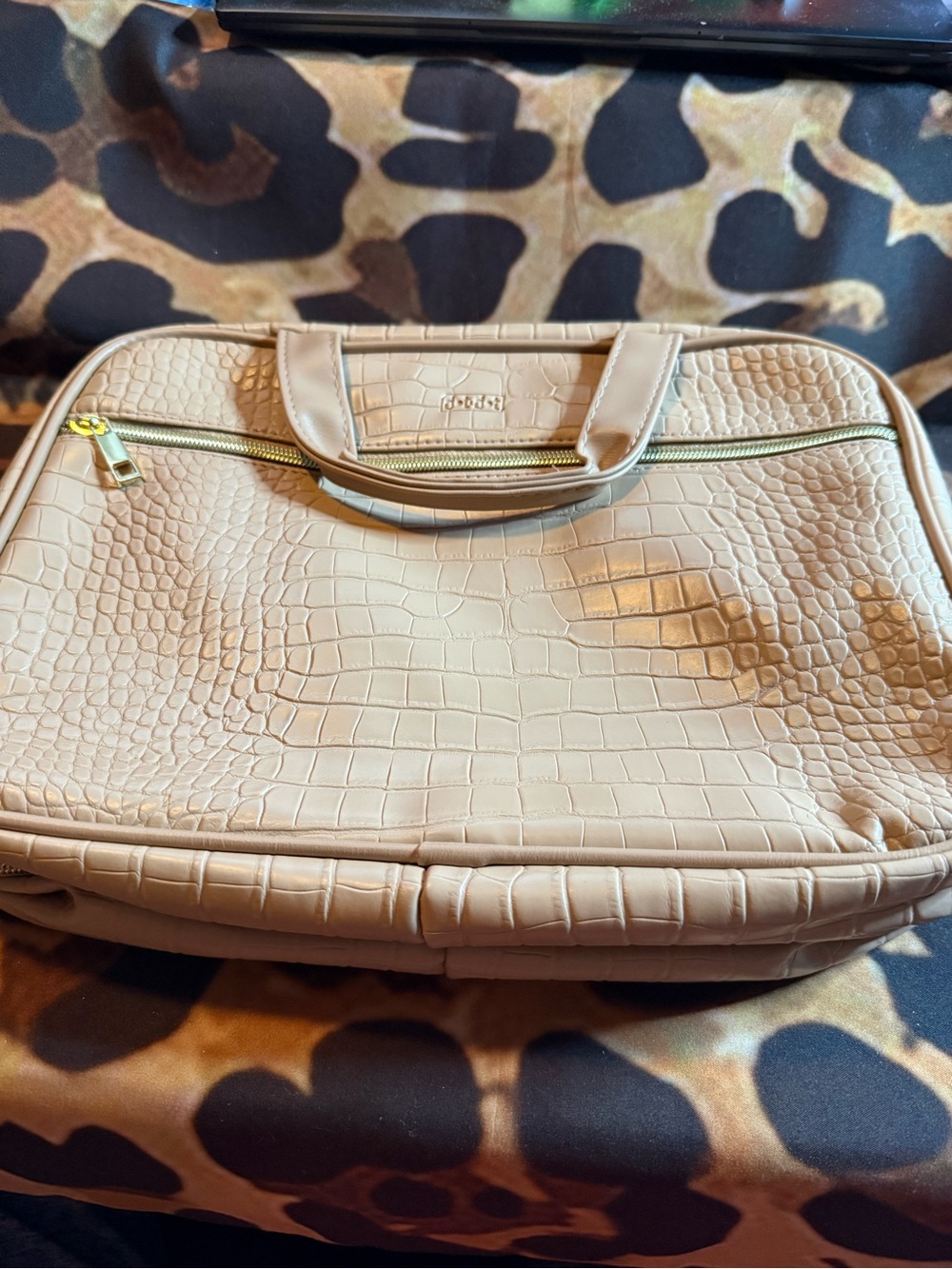 Beige Croc-Embossed Cosmetic Travel Case with Gold Zipper